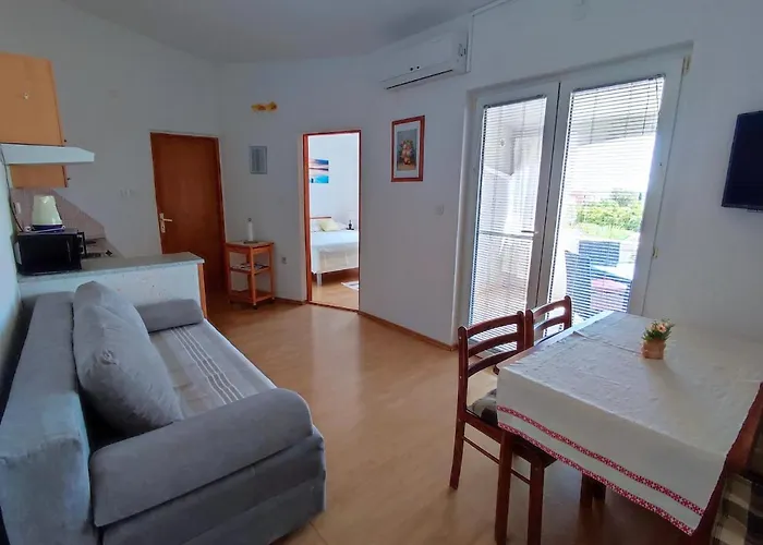 Kastelina Apartments